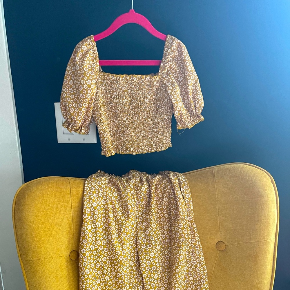 Little girls Floral Matching Two Piece Set